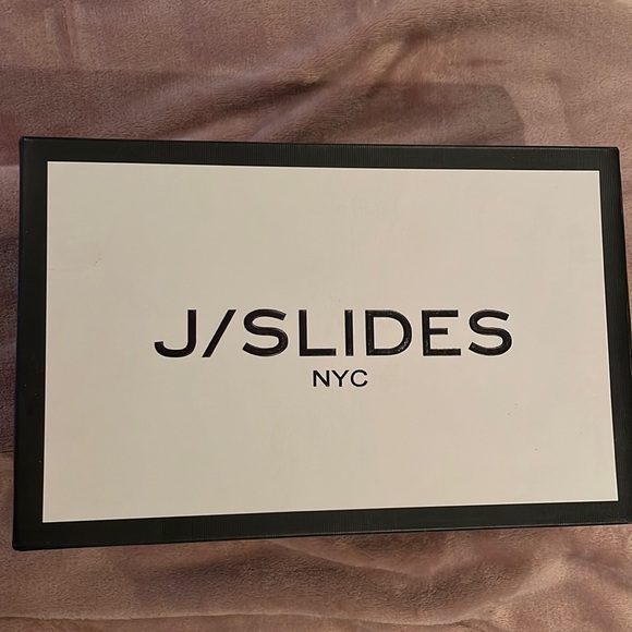 Grey satin J Slides NYC Sneakers - Picture 3 of 10